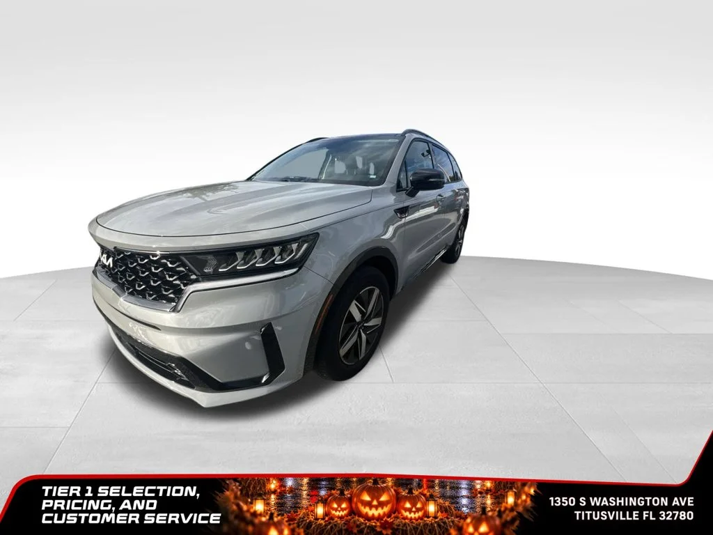 Used 2023 Gray Kia EX image 18