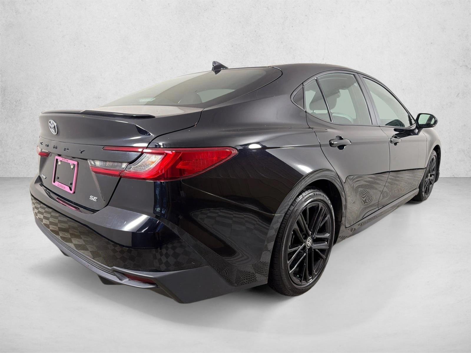 Used 2025  Toyota SE image 3