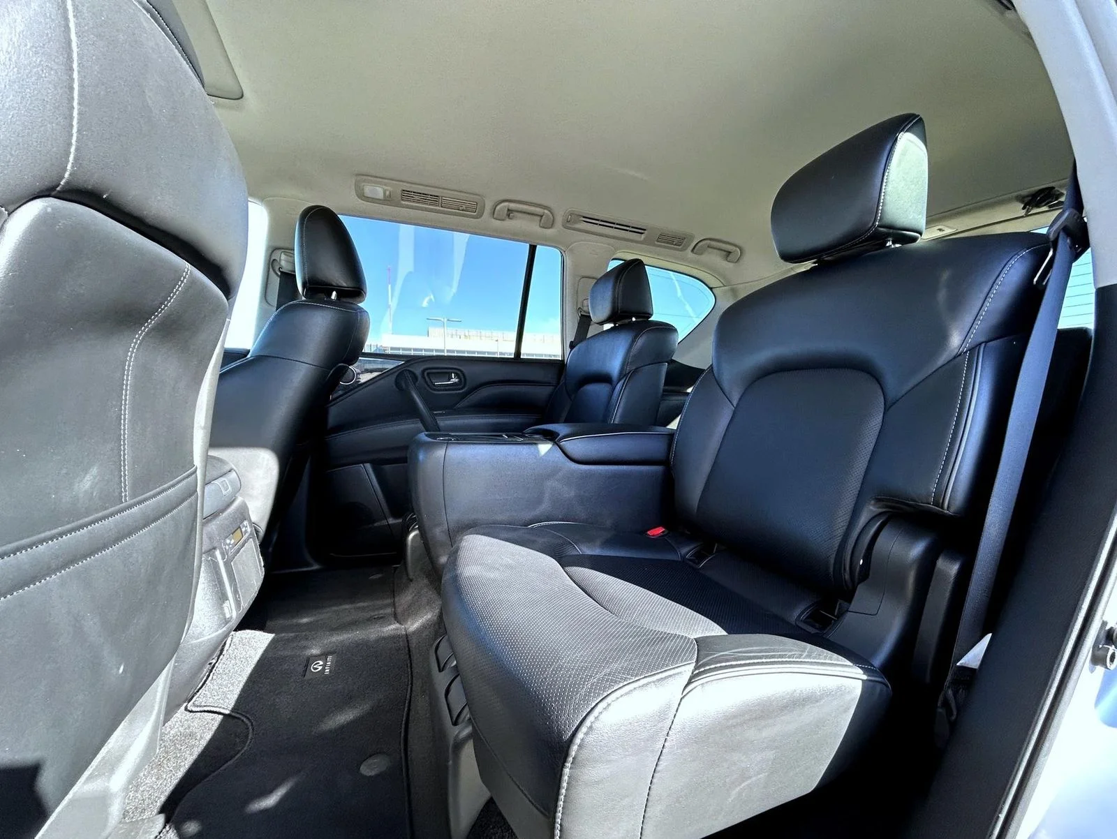 Used 2021 Silver INFINITI LUXE image 20