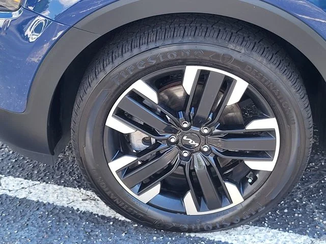 Certified Used 2023 Black Kia SX image 9