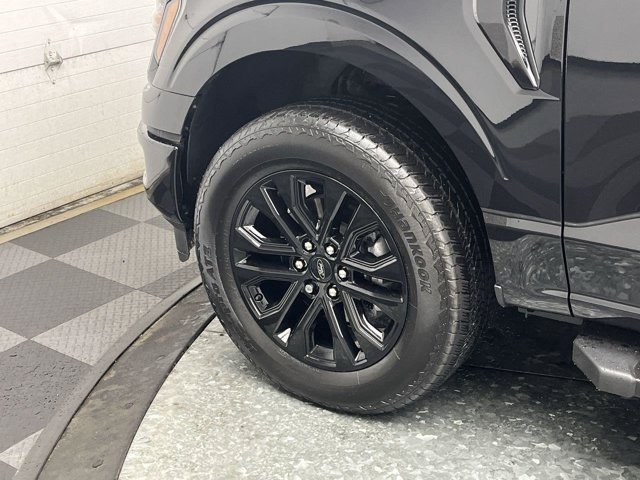 Used 2024 Agate Black Ford XLT image 35