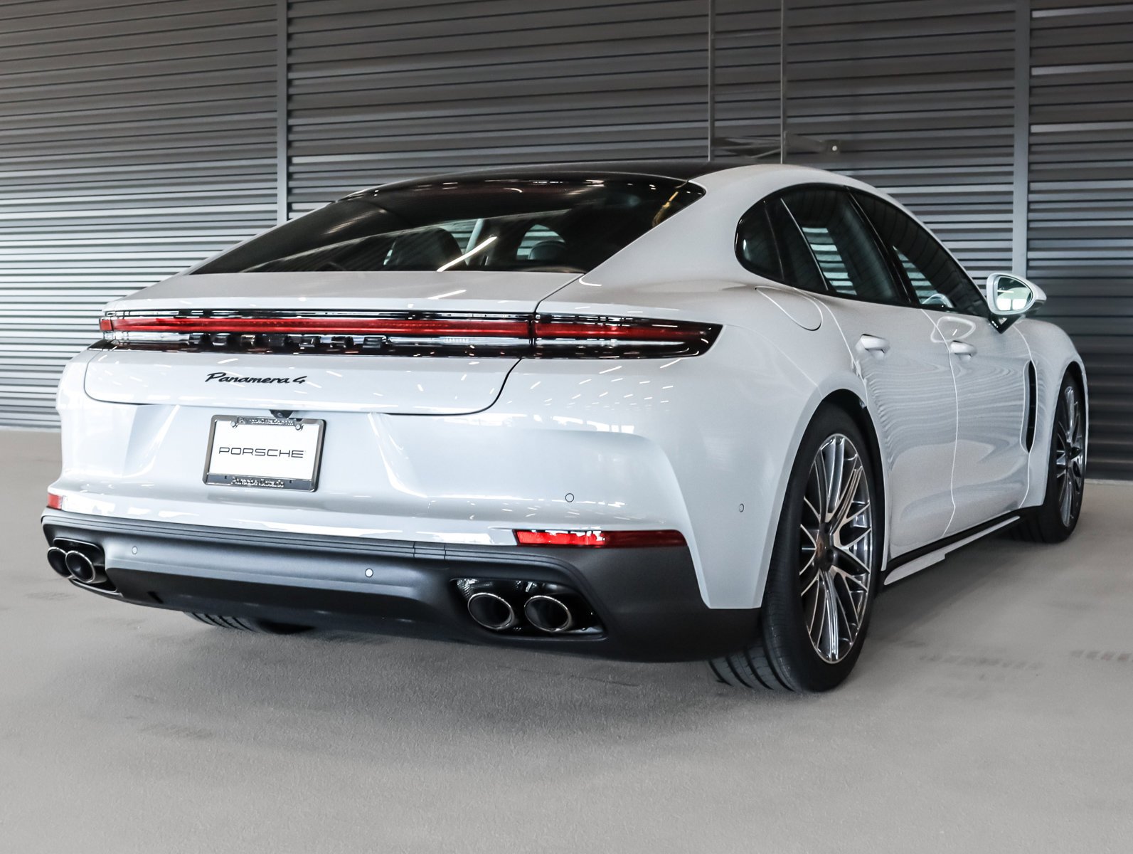 2025 Porsche Panamera Base - Photo 10