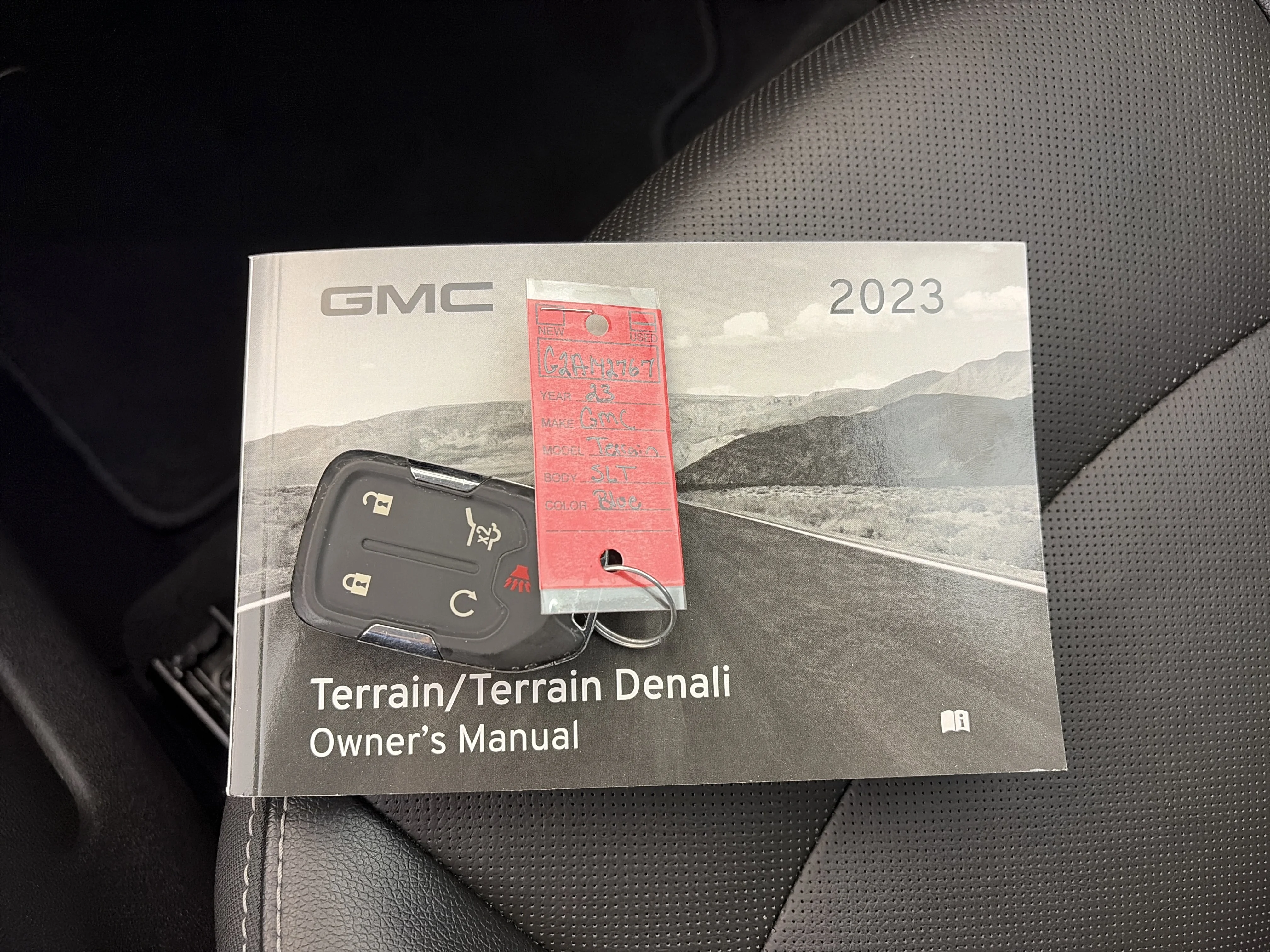 2023 GMC Terrain SLT - Photo 35