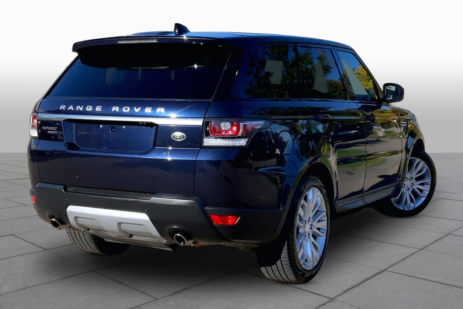 Used 2017 Fuji White Land Rover HSE image 13