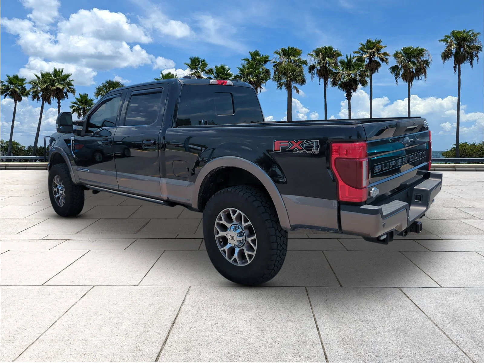 Used 2022 Agate Black Metallic Ford King Ranch image 6