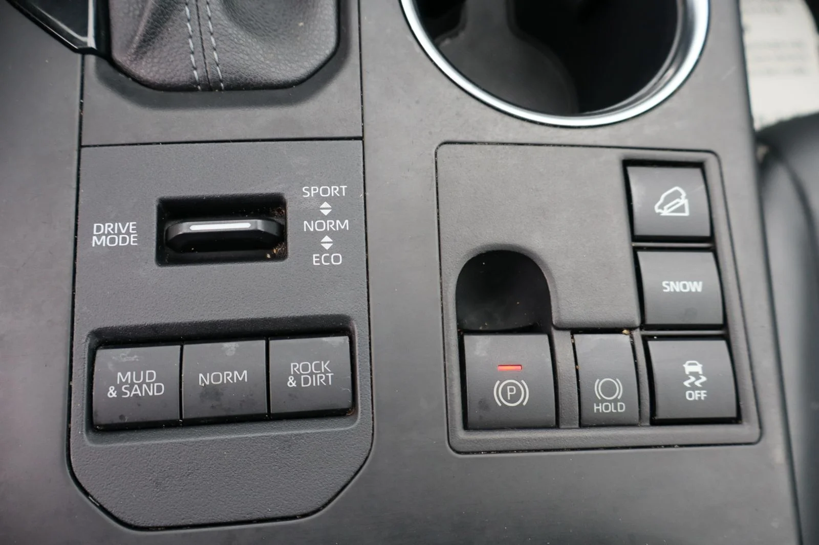 Used 2023 Midnight Black Metallic Toyota XLE image 25