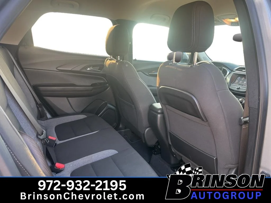 Used 2023 Sterling Gray Metallic Chevrolet LT image 5