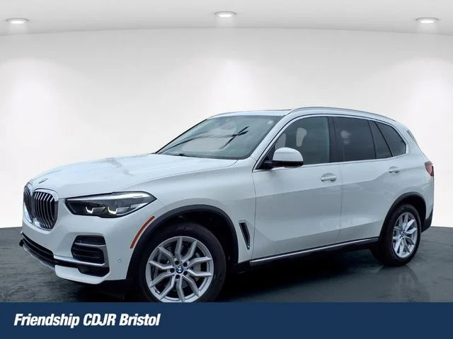Used 2023 White BMW xDrive40i image 1