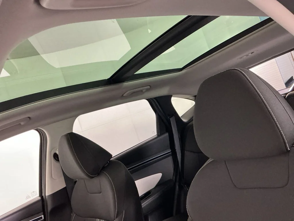 Certified Used 2022 Blue Hyundai SEL Convenience image 21