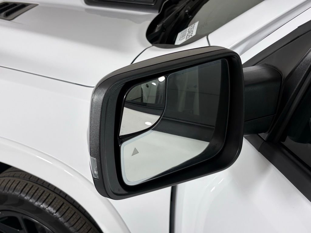 New 2026 Bright White Clear-Coat Exterior Paint RAM Laramie image 13