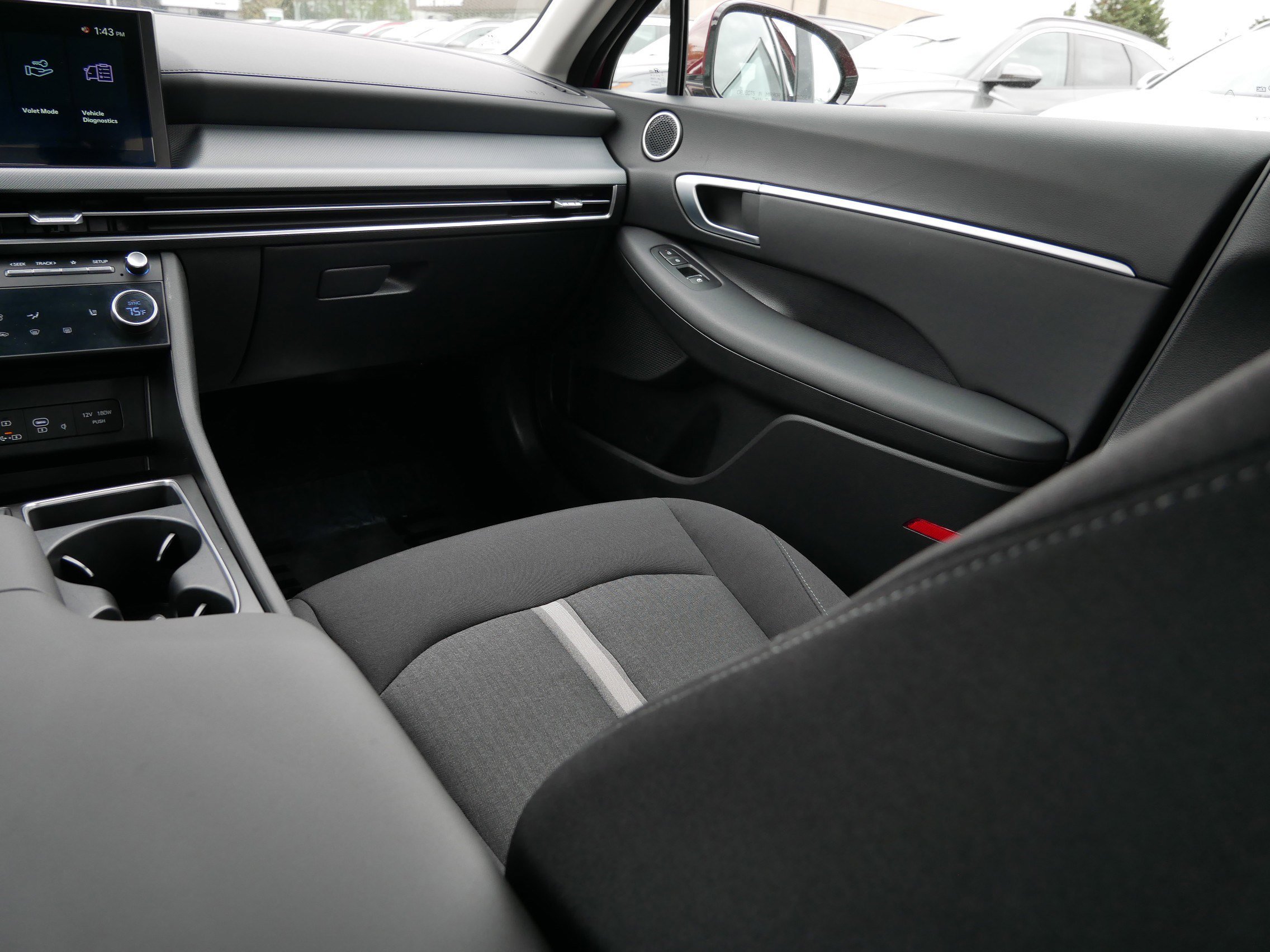 2026 Hyundai Sonata SEL - Photo 11