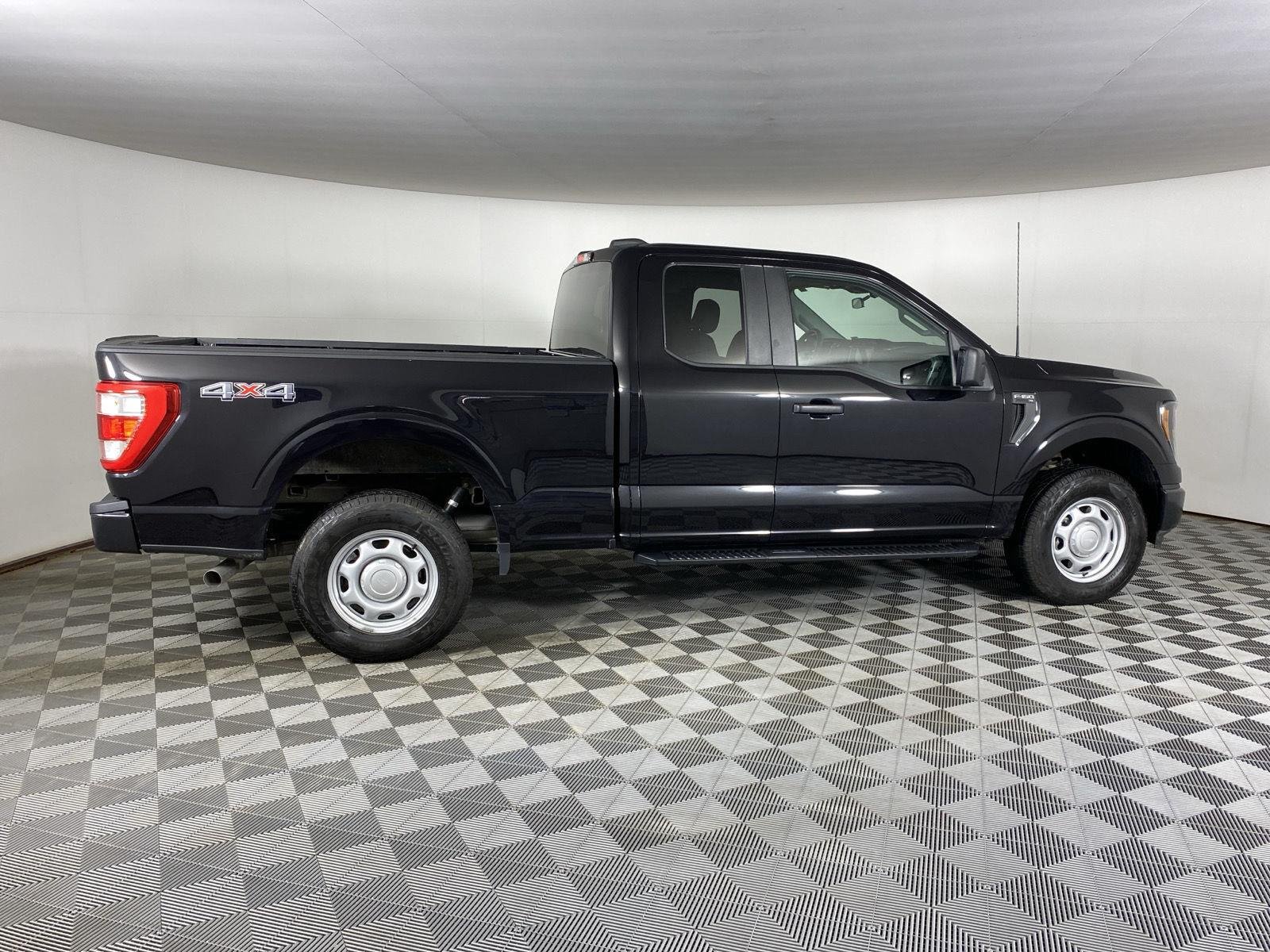 Used 2023 Agate Black Ford XL image 8