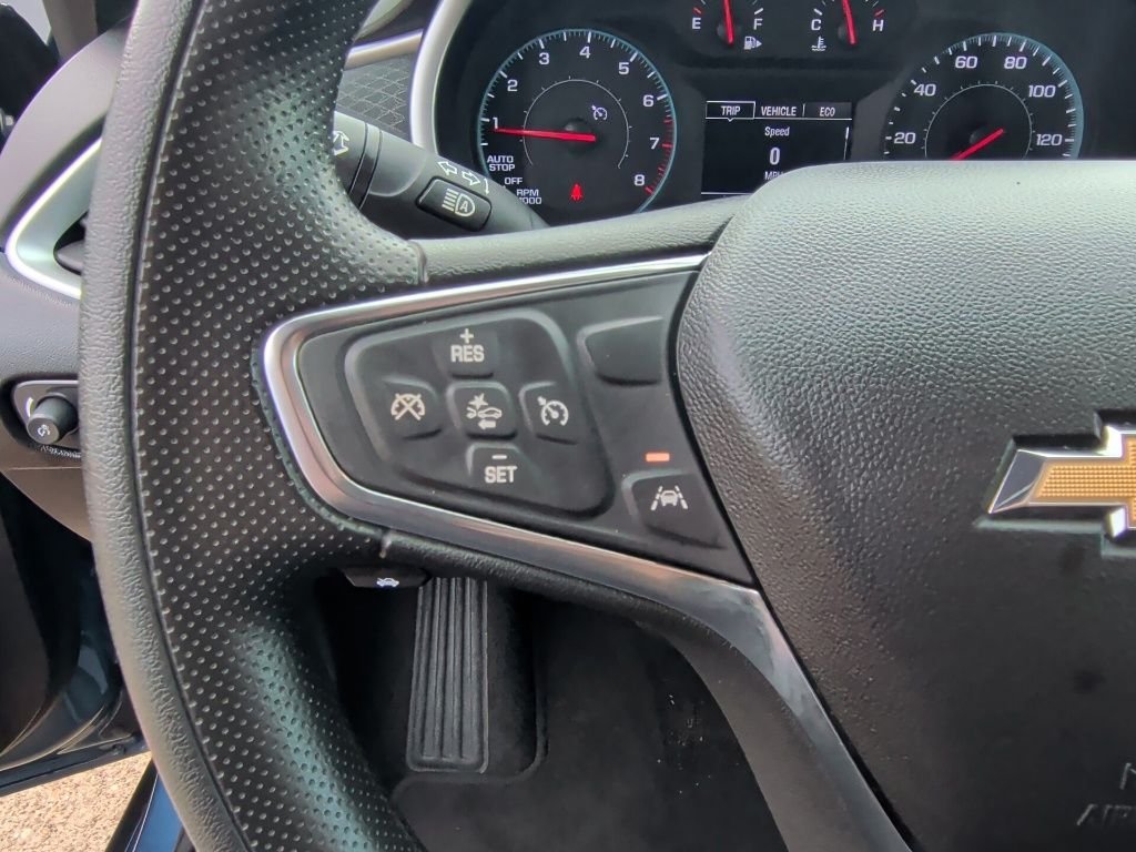 Used 2025 Blue Chevrolet LT image 17