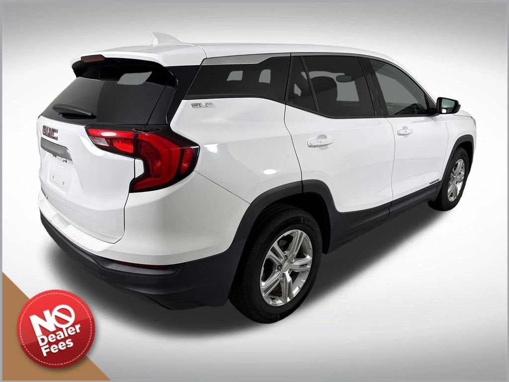 Used 2019 White GMC SLE image 3