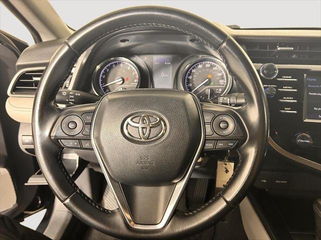 2020 Toyota Camry SE - Photo 18