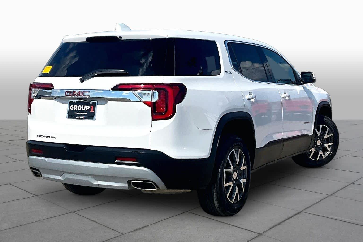 Used 2023 Summit White GMC SLE image 13