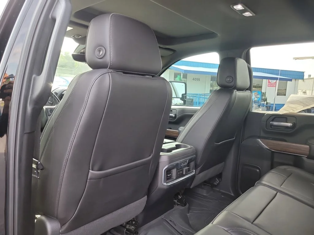 Certified Used 2020 Black Chevrolet High Country image 10