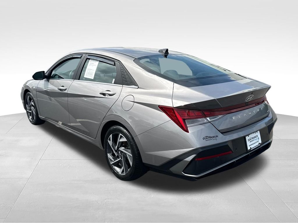 Used 2024 Silver Hyundai Limited image 3