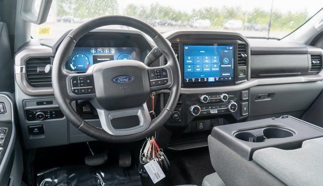 Used 2025 Iconic Silver Metallic Ford XLT image 11