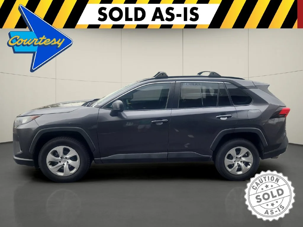 Used 2021 Gray Toyota LE image 4