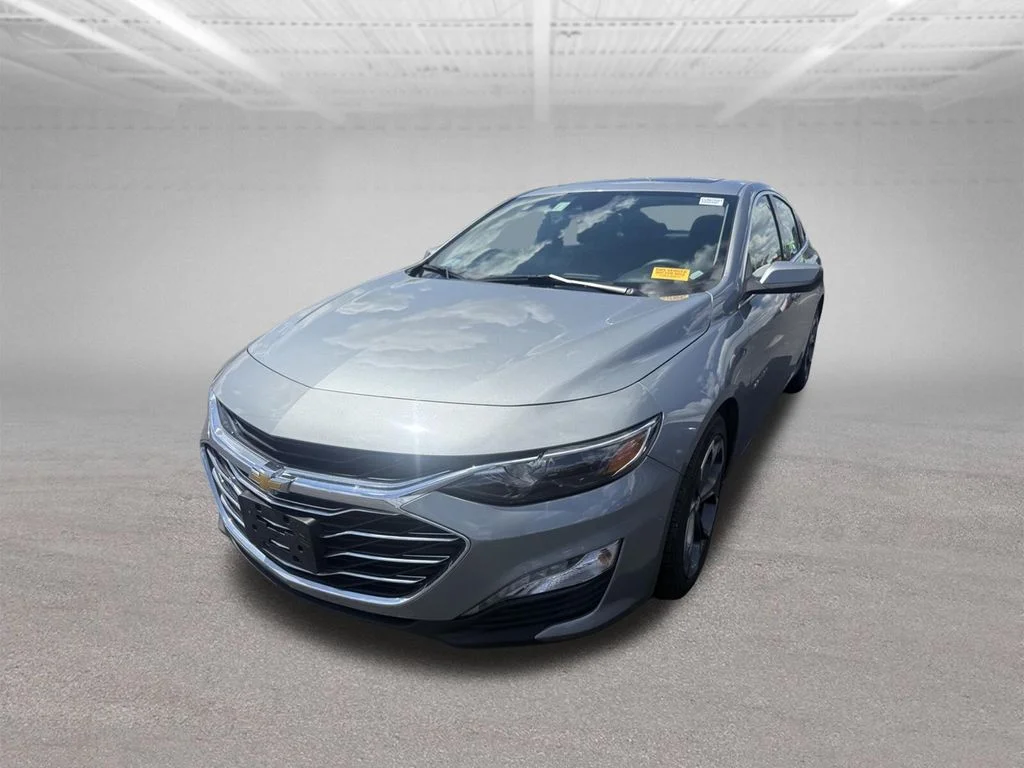 Used 2024 Gray Chevrolet LT image 13