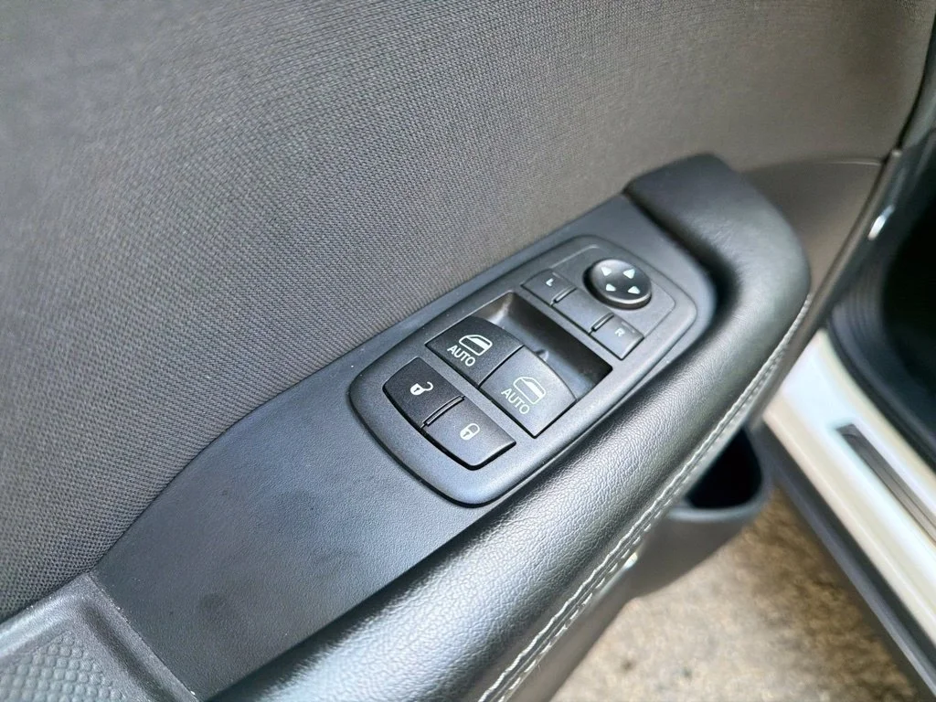 Used 2020 White Dodge R/T Scat Pack Widebody image 40