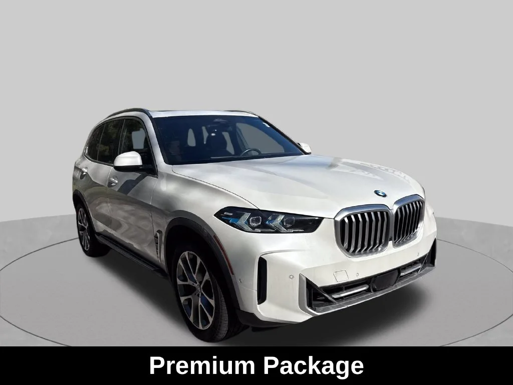 Used 2025 White BMW xDrive40i image 9