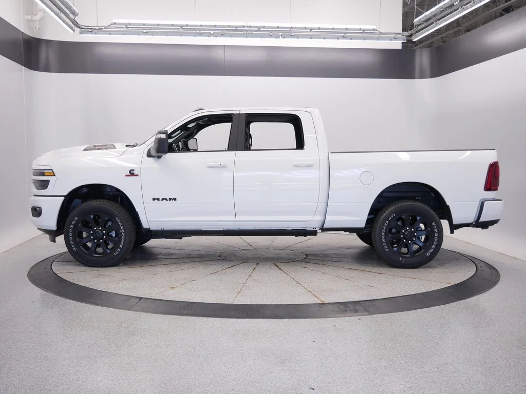 New 2026 Bright White Clear-Coat Exterior Paint Ram Laramie image 2