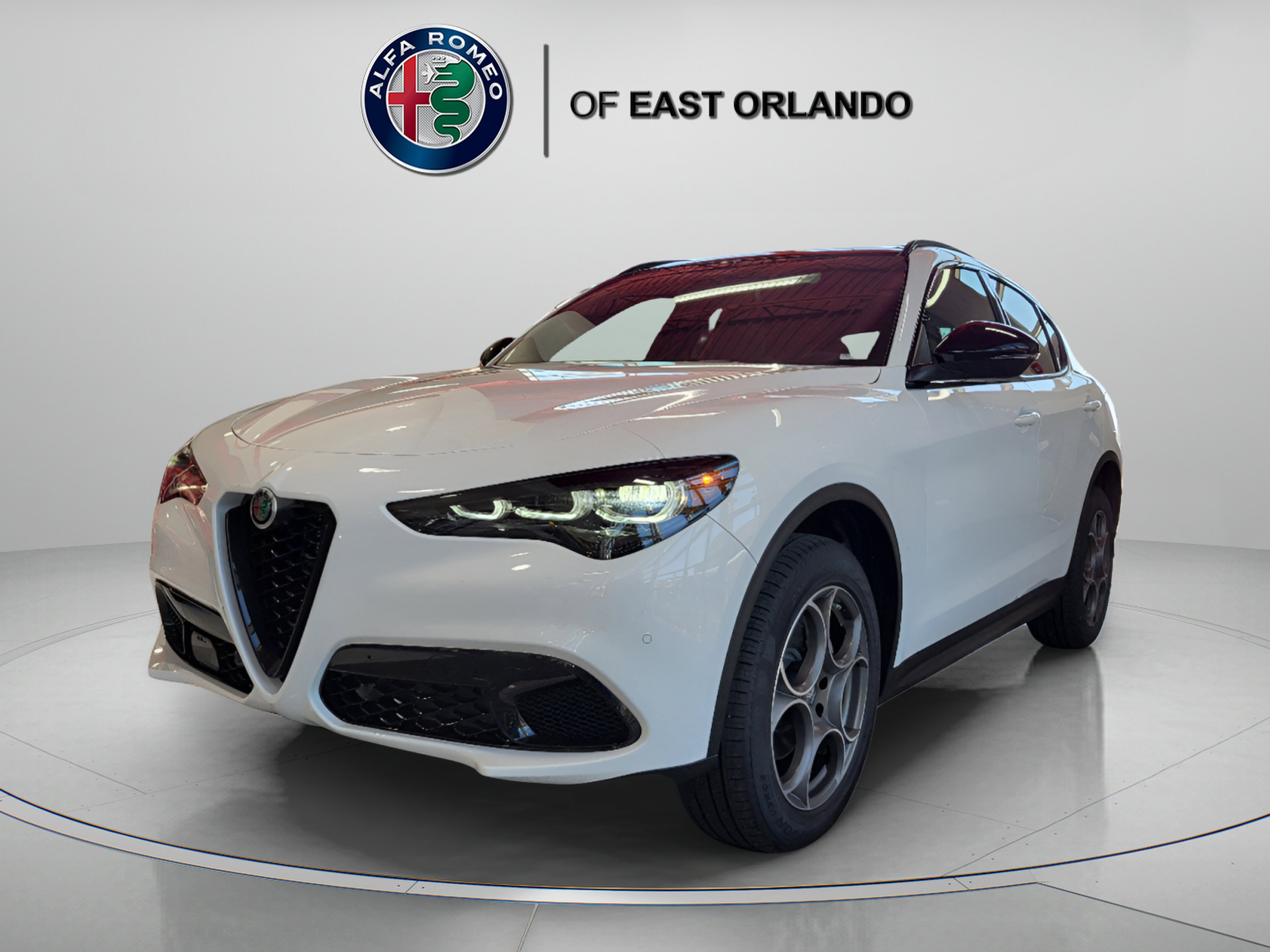 New 2025 Milano White Alfa Romeo SPRINT image 4