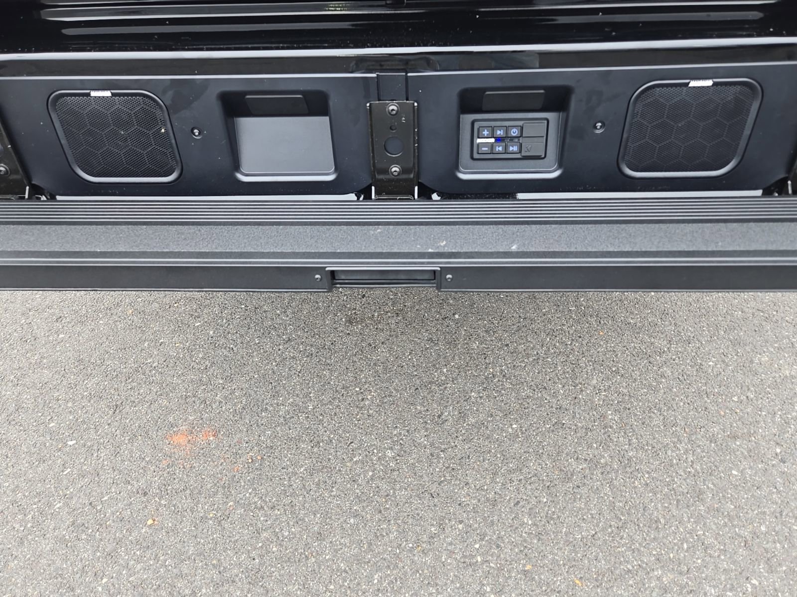 New 2026 Onyx Black GMC AT4X image 17