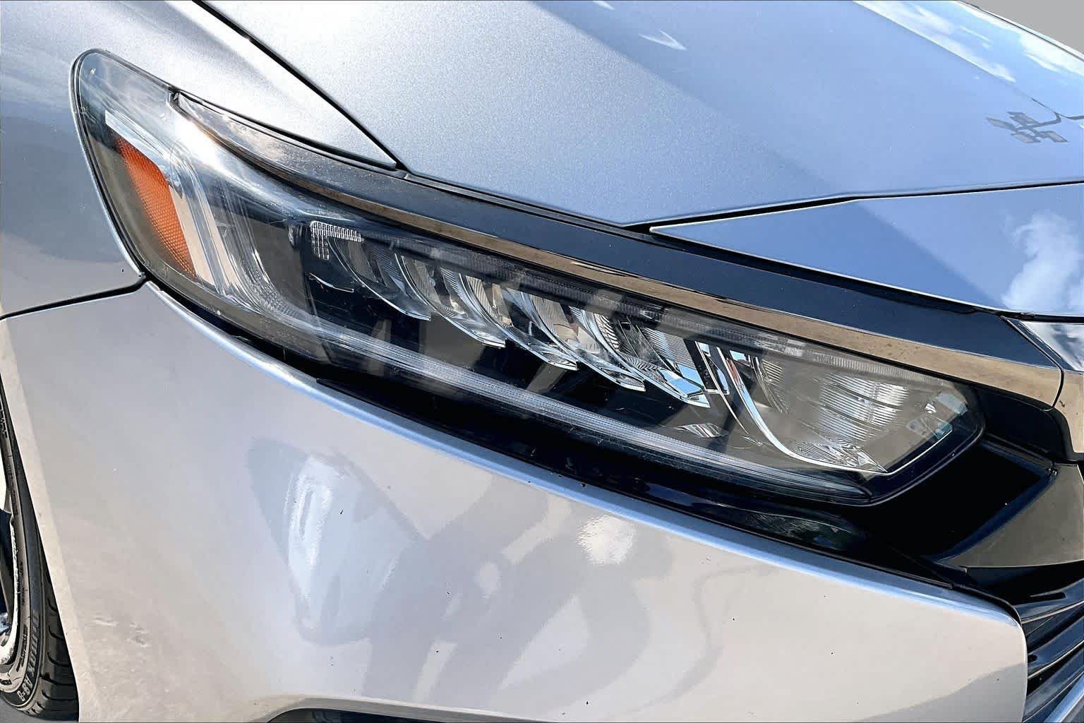 Used 2020 Lunar Silver Metallic Honda Sport image 28