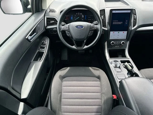 Used 2024 Gray Ford SE image 20