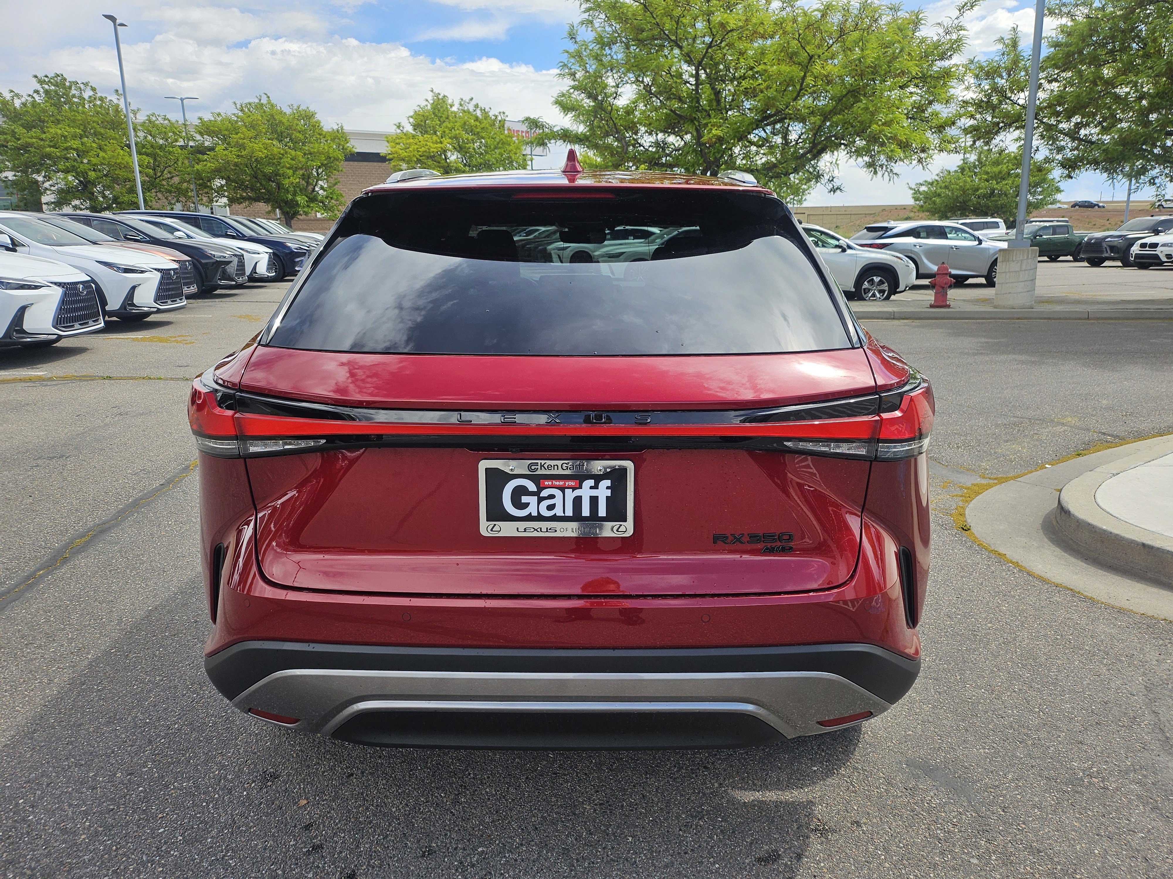 New 2026 Matador Red Mica Lexus PREMIUM image 7