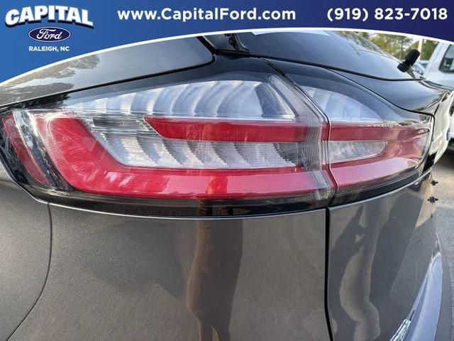 Used 2023 Gray Ford SEL image 15