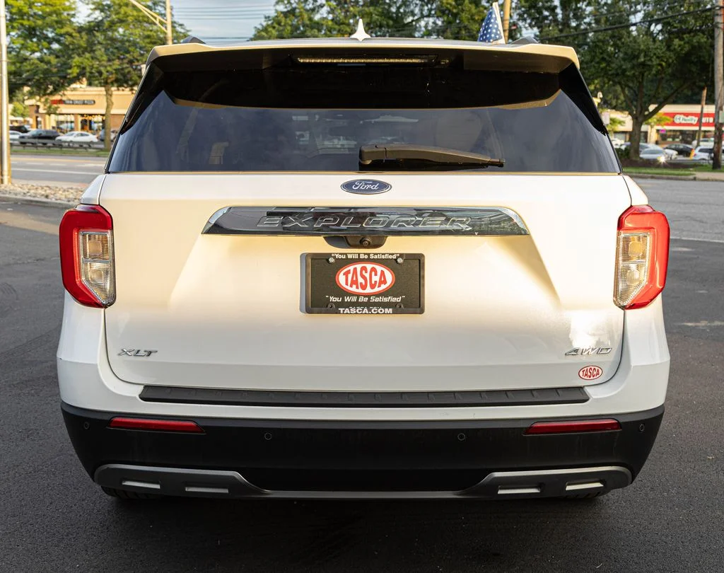 Used 2023 White Ford XLT image 8