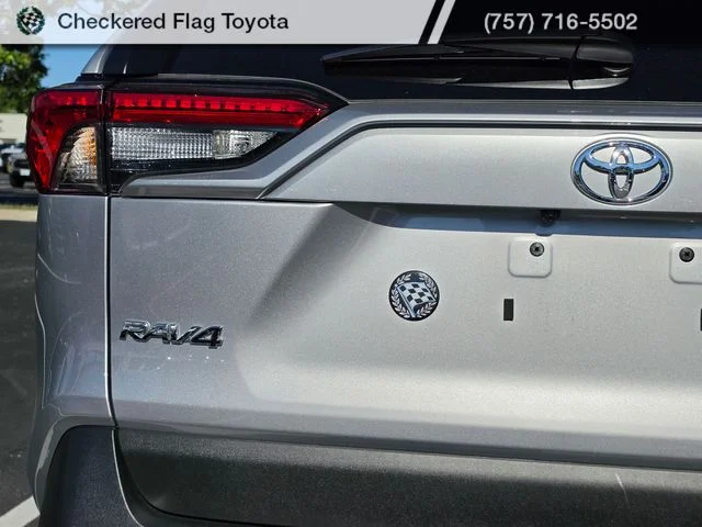 Used 2025 Silver Sky Metallic Toyota LE image 7
