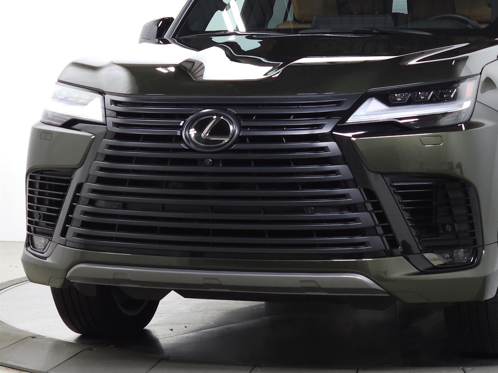 Certified Used 2025 Green Lexus Luxury image 3