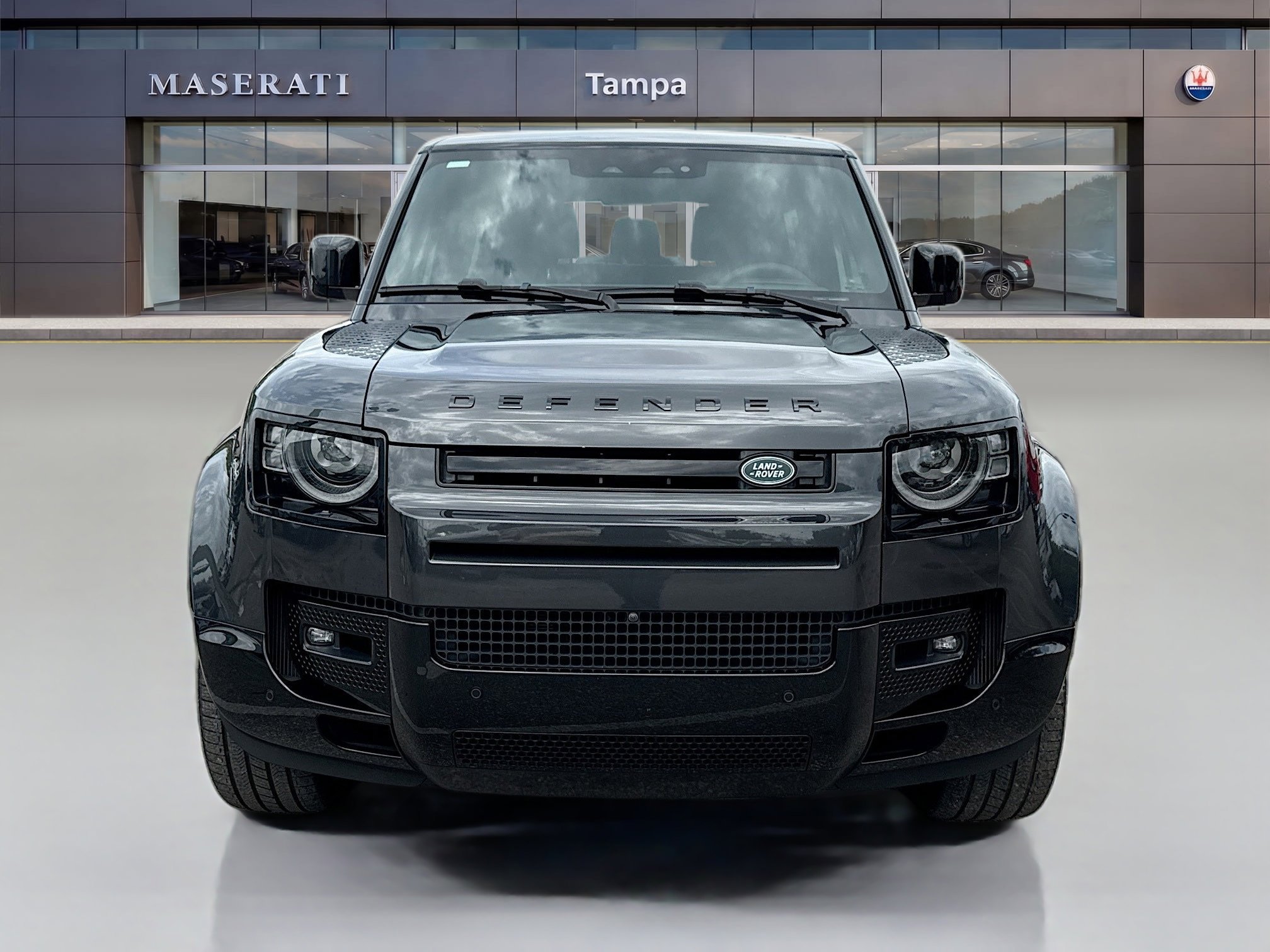 Used 2023 Carpathian Gray Premium Metallic Land Rover Carpathian Edition image 8