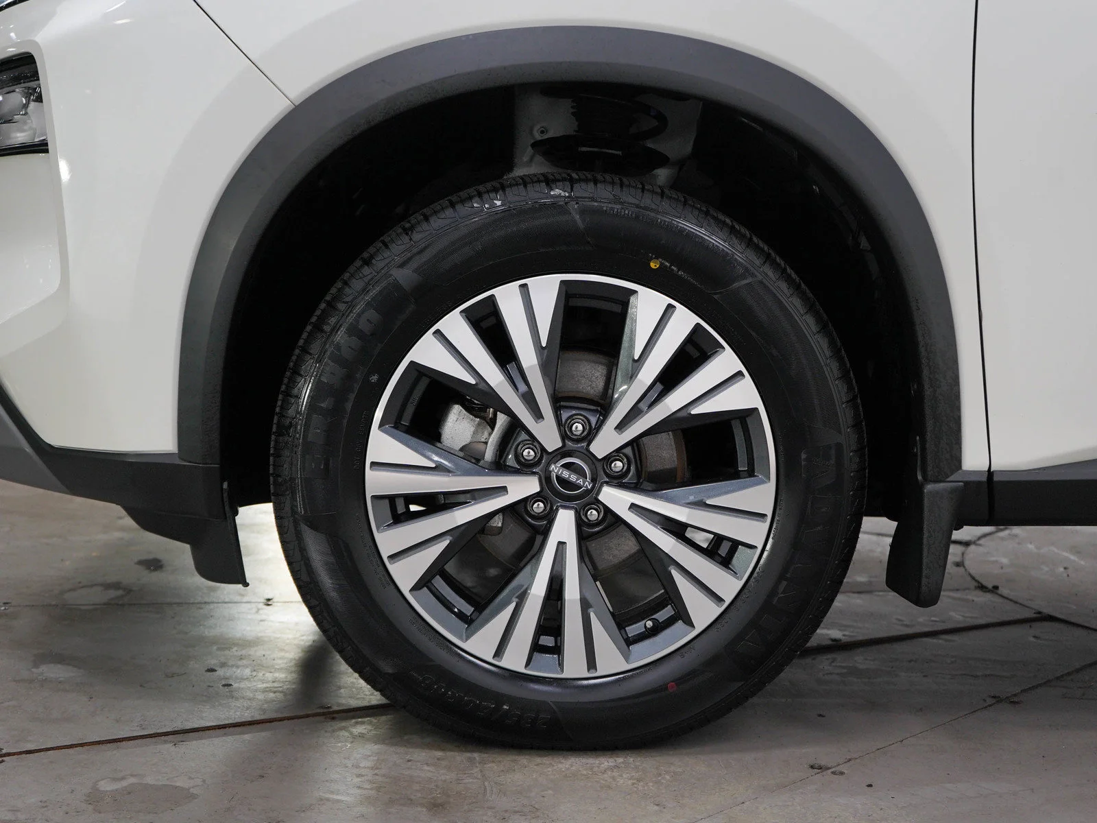 Used 2023 Pearl White Tricoat Nissan SV image 30