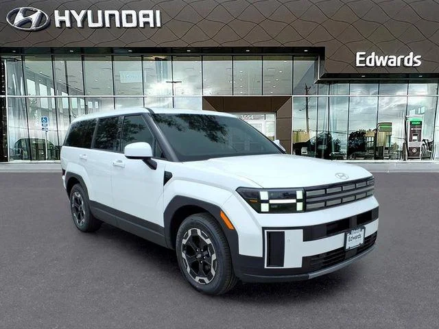 New 2026 White Hyundai SE image 4