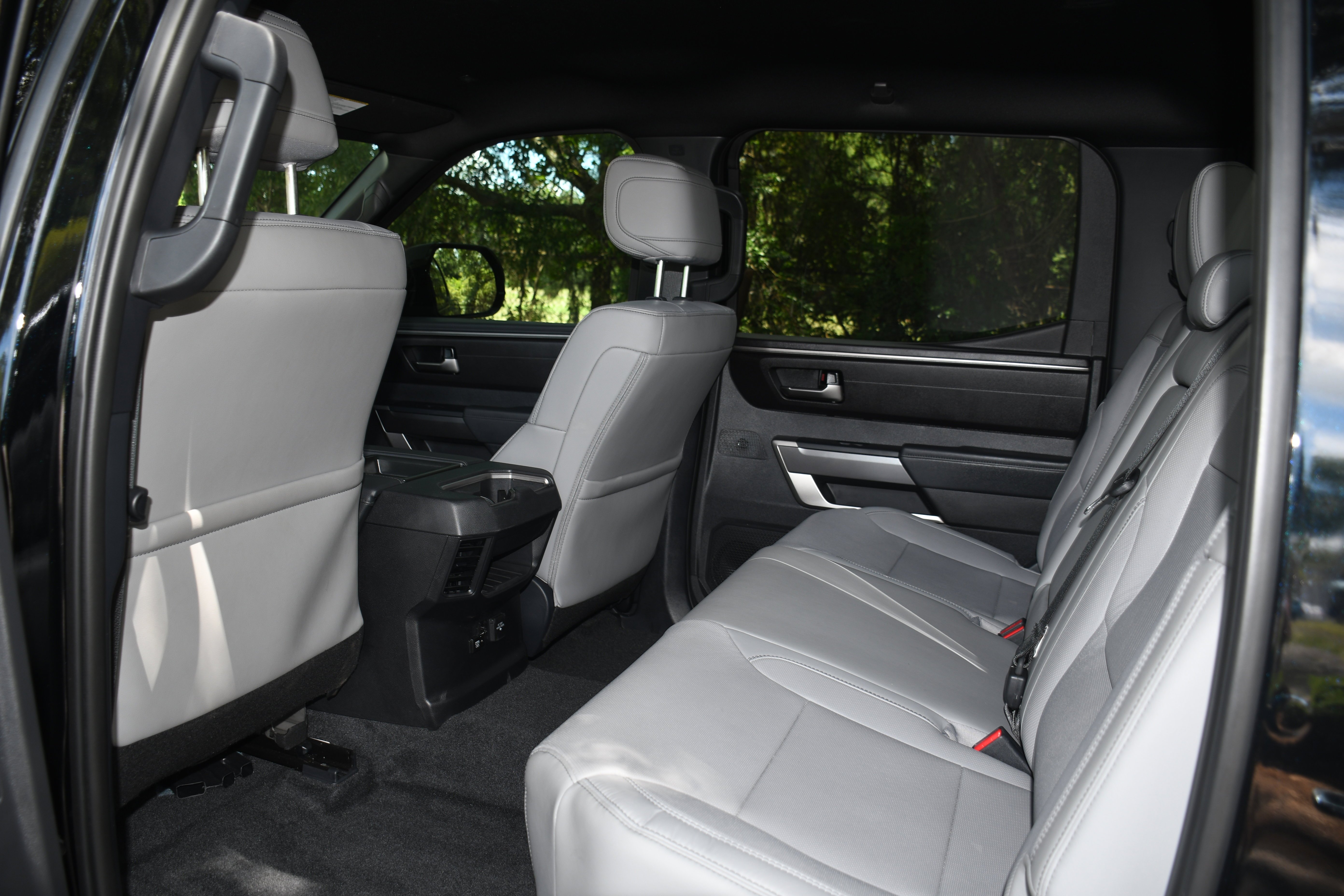 2026 Toyota Tundra SR5 - Photo 15