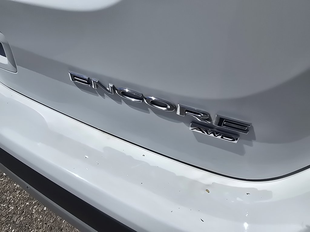 Used 2022 Summit White Buick Preferred image 11