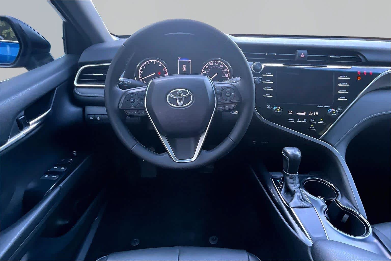 Used 2018 Blue Streak Metallic Toyota SE image 6