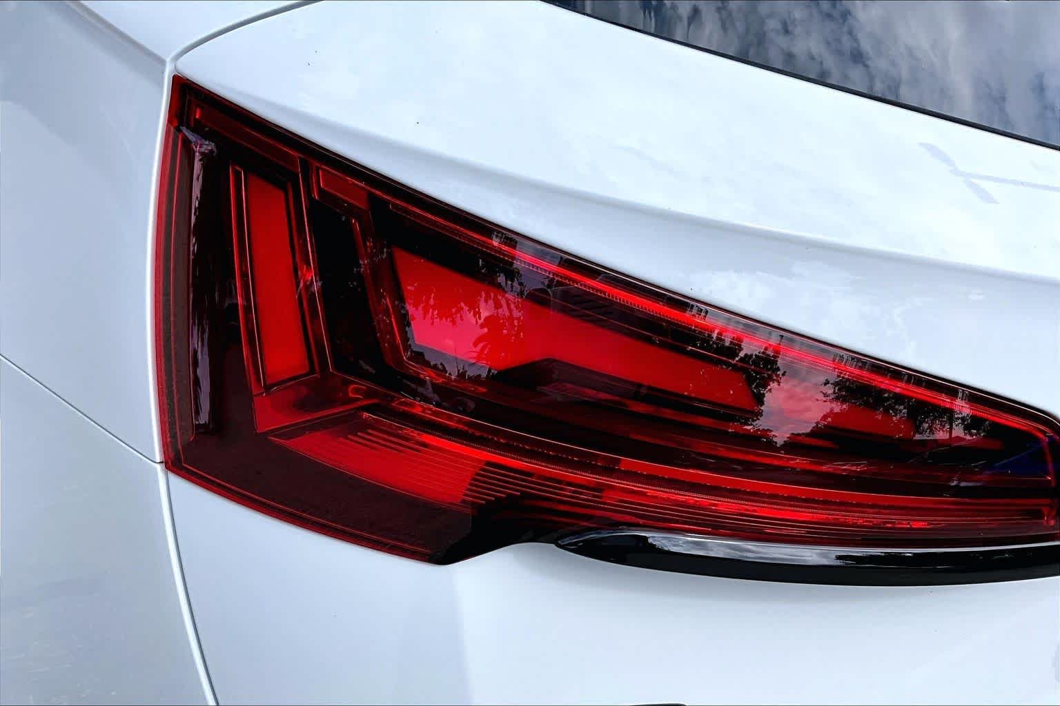 Used 2025 Glacier White Metallic Audi S line Premium Plus image 29