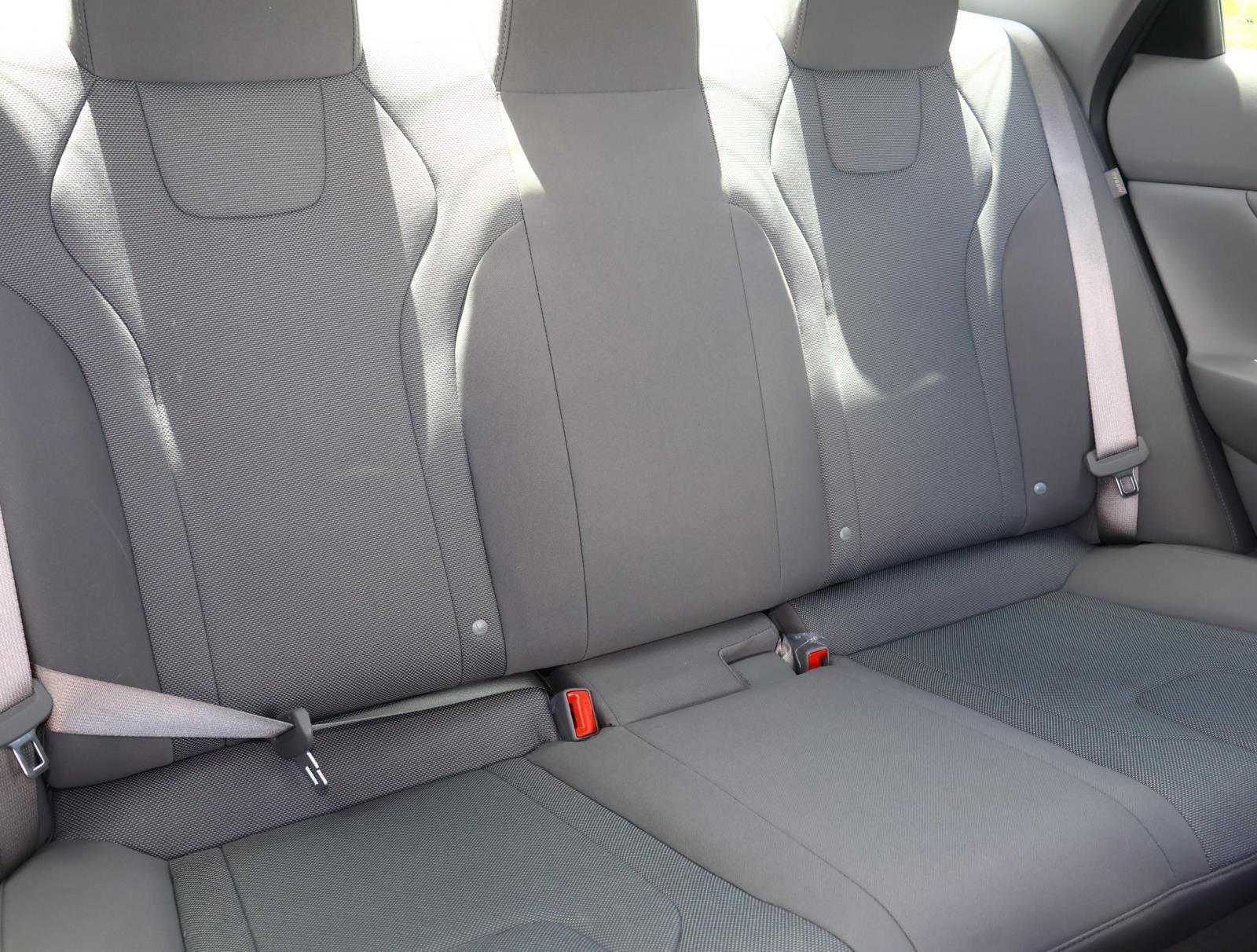 Used 2026 Amazon Gray Hyundai SE image 17