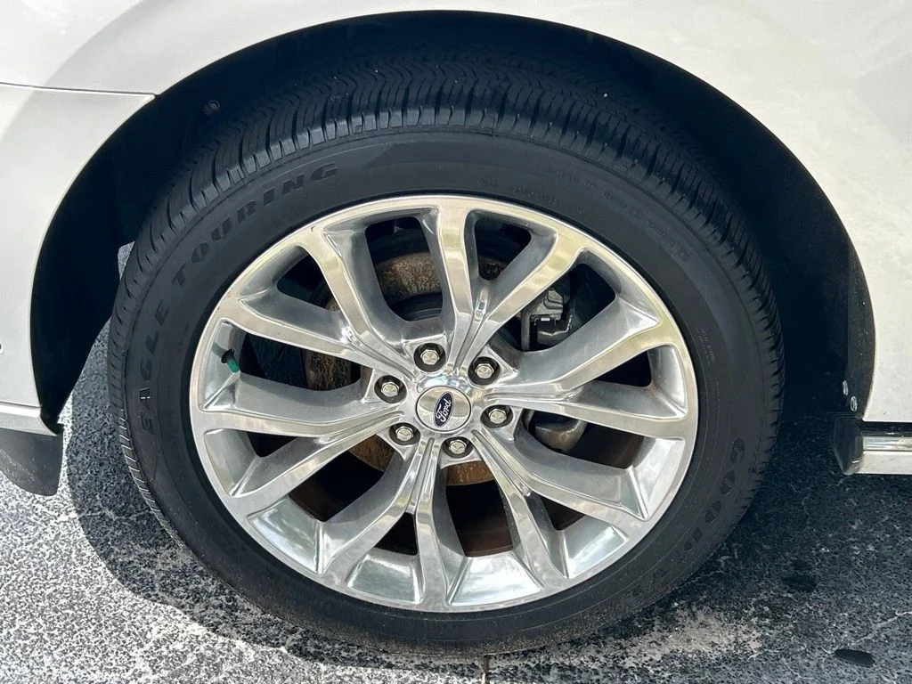 Certified Used 2019 White Platinum Clearcoat Metallic Ford Platinum image 52