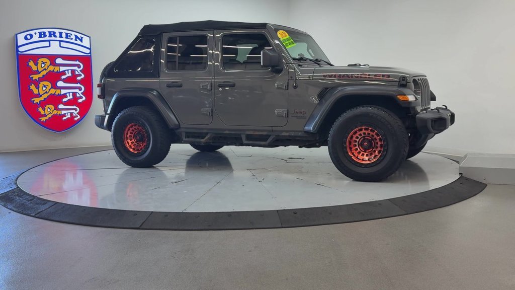Used 2020 Gray Clearcoat Jeep Unlimited Sport S image 3