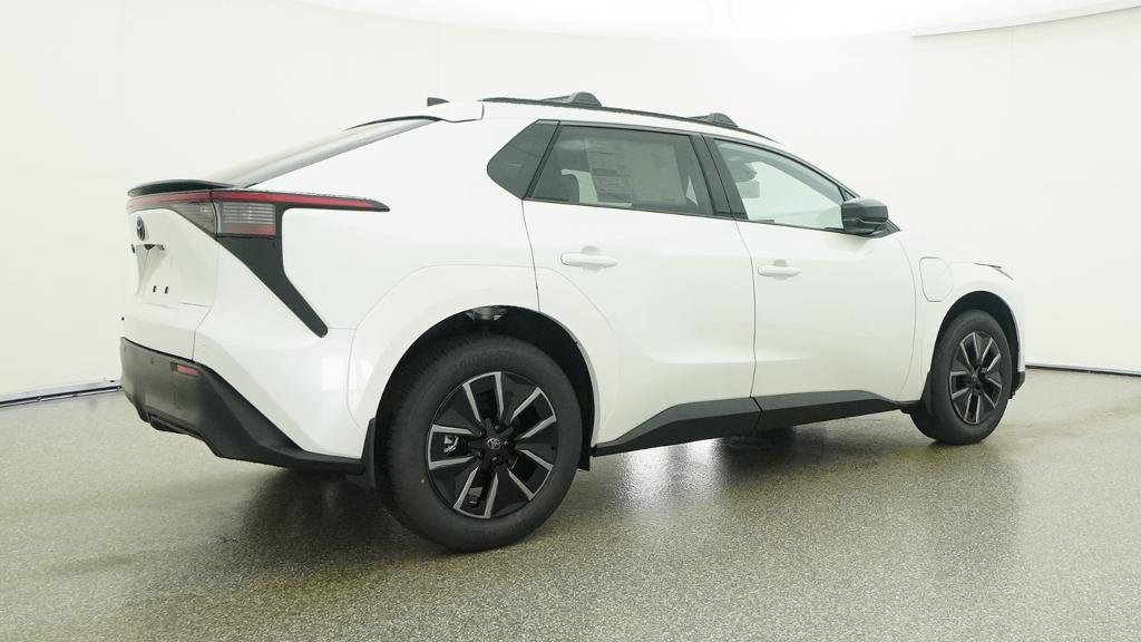 New 2026 Wind Chill Pearl Toyota XLE image 17