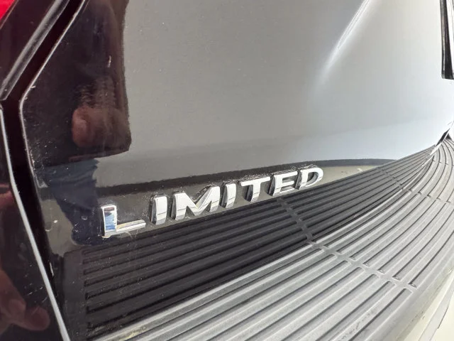 Used 2018 Shadow Black Ford Limited image 45