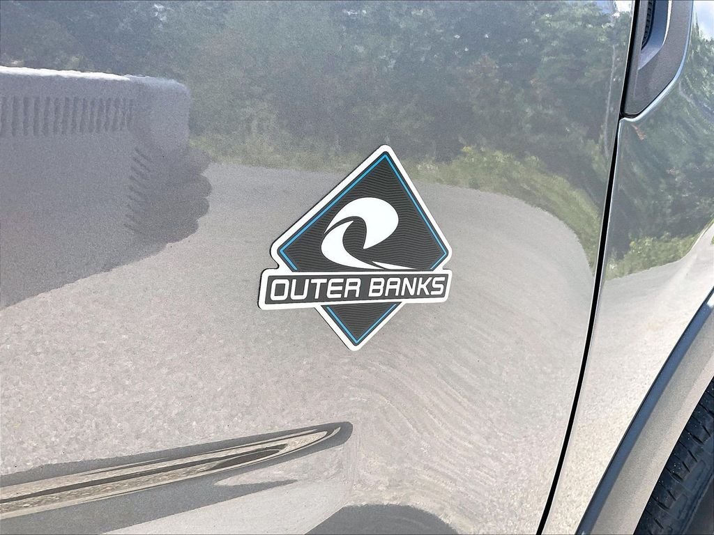 Used 2023 Carbonized Gray Metallic Ford Outer Banks image 27